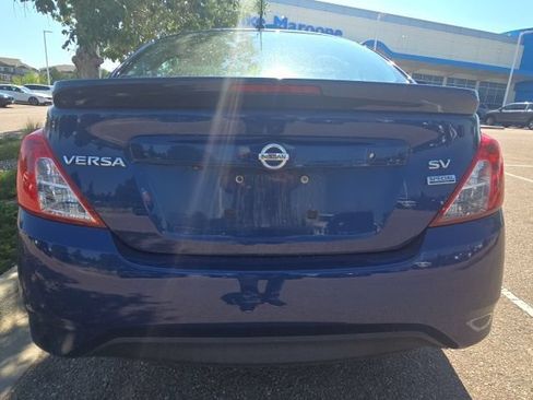 Used 2019 Nissan Versa SV w/ SV Special Edition Package FWD image 5