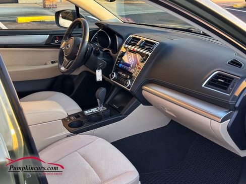 Used 2019 Subaru Outback 2.5i Premium image 20