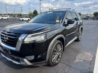 Used 2022 Nissan Pathfinder SL w/ SL Premium Package