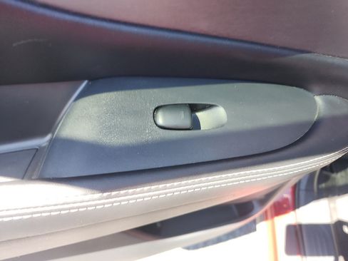 Used 2019 Nissan Murano S AWD/4WD image 15
