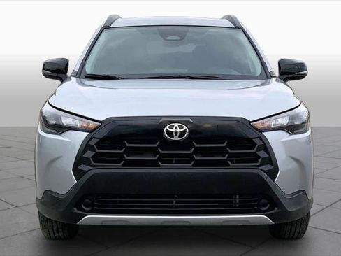 Certified 2026 Toyota Corolla Cross LE FWD image 4