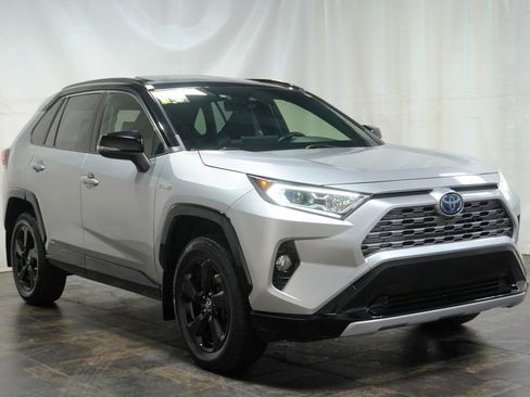 Used 2019 Toyota RAV4 XSE w/ Carpet Mat Package AWD/4WD image 1
