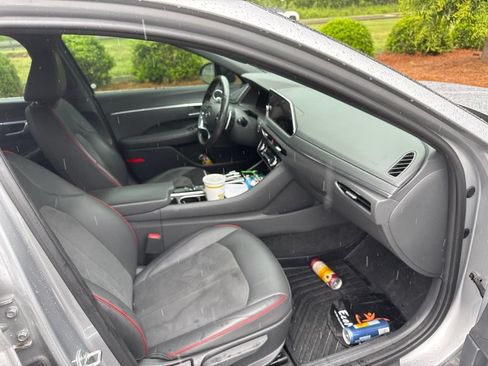 Used 2021 Hyundai Sonata SEL Plus w/ Tech Package FWD image 11