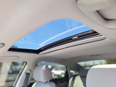 Used 2018 Hyundai Sonata Limited w/ Limited Ultimate Package 03 image 29