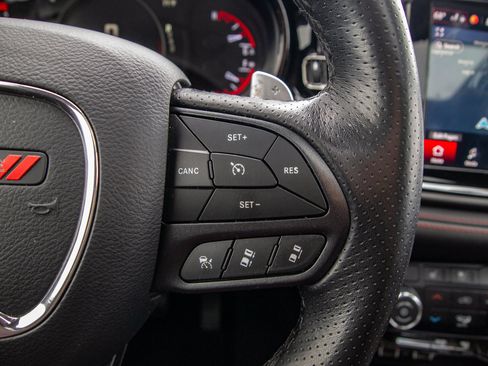 Used 2025 Dodge Durango R/T AWD/4WD image 17