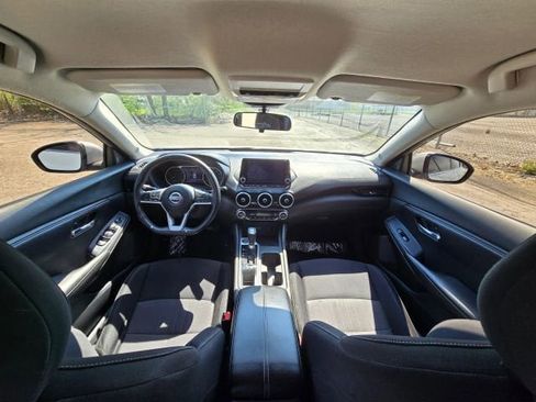 Used 2021 Nissan Sentra SV FWD image 18