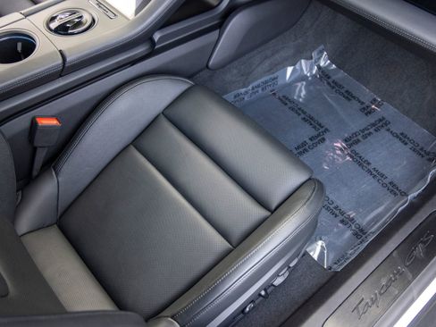 Certified 2024 Porsche Taycan GTS image 61