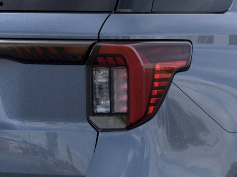 New 2026 Ford Explorer Active w/ Active Comfort Package RWD image 22