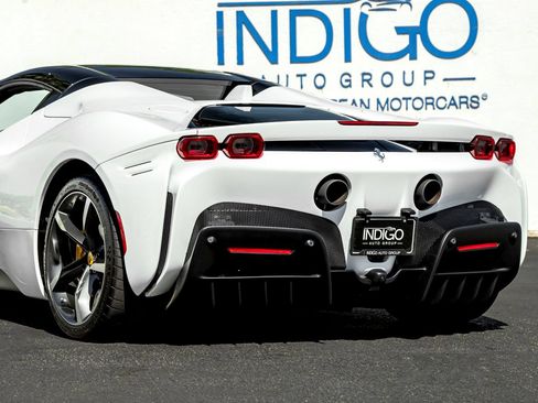 Used 2024 Ferrari SF90 Spider AWD/4WD image 12