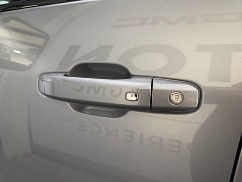 New 2026 GMC Sierra 2500 AT4X image 10