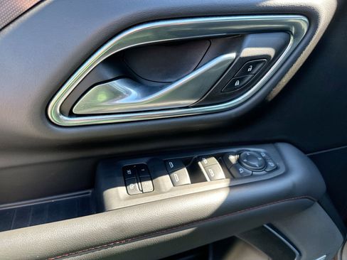 Used 2022 Chevrolet Tahoe RST w/ Sport Performance Package image 13