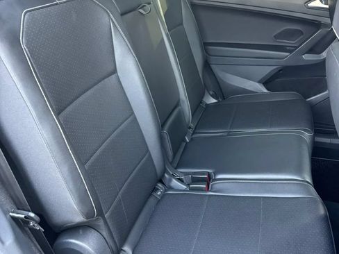 Used 2021 Volkswagen Tiguan SE R-Line FWD image 19