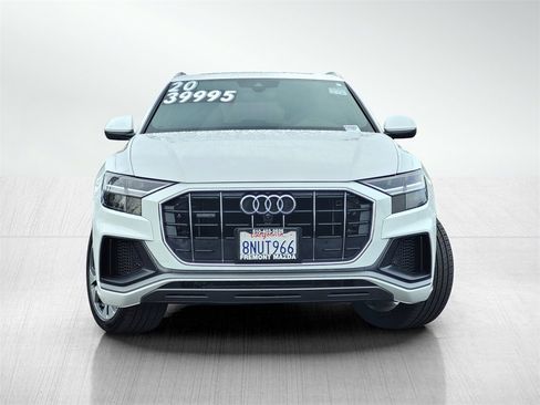 Used 2020 Audi Q8 Premium Plus image 2