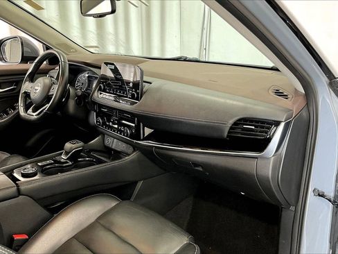 Used 2023 Nissan Rogue SL w/ SL Premium Package image 28