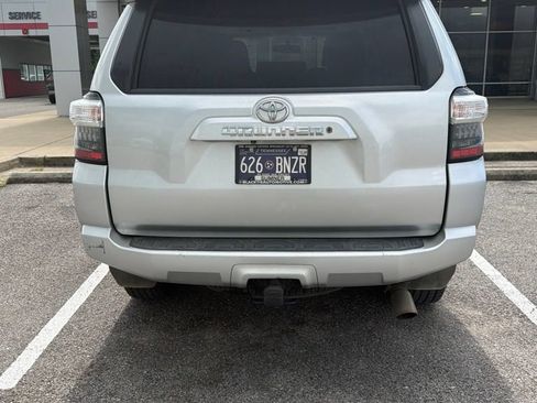 Used 2014 Toyota 4Runner SR5 Premium w/ Convenience Package AWD/4WD image 5