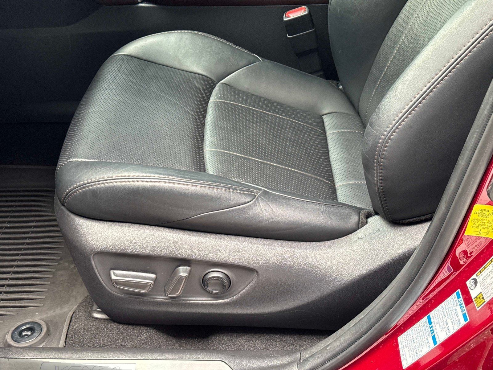 Used 2021 Toyota Venza Limited AWD/4WD image 20