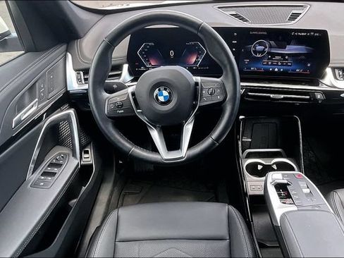 Used 2026 BMW X1 xDrive28i AWD/4WD image 5