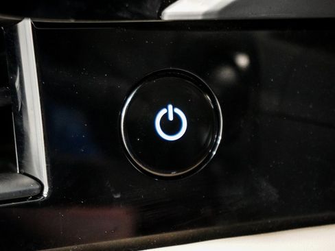 Used 2022 Porsche Taycan 4 Cross Turismo image 35