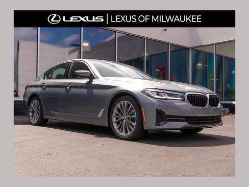 Used 2023 BMW 530i xDrive w/ Convenience Package AWD/4WD image 1