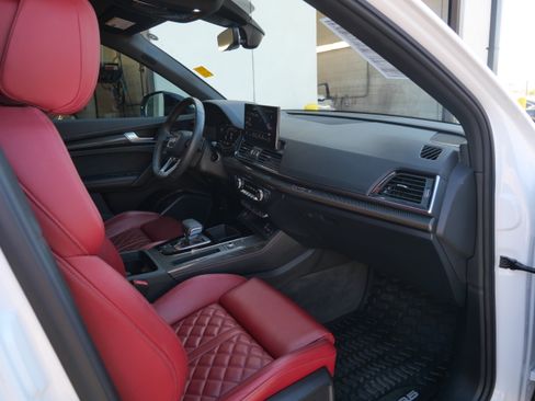 Used 2023 Audi SQ5 Premium Plus w/ Premium Plus Package image 14
