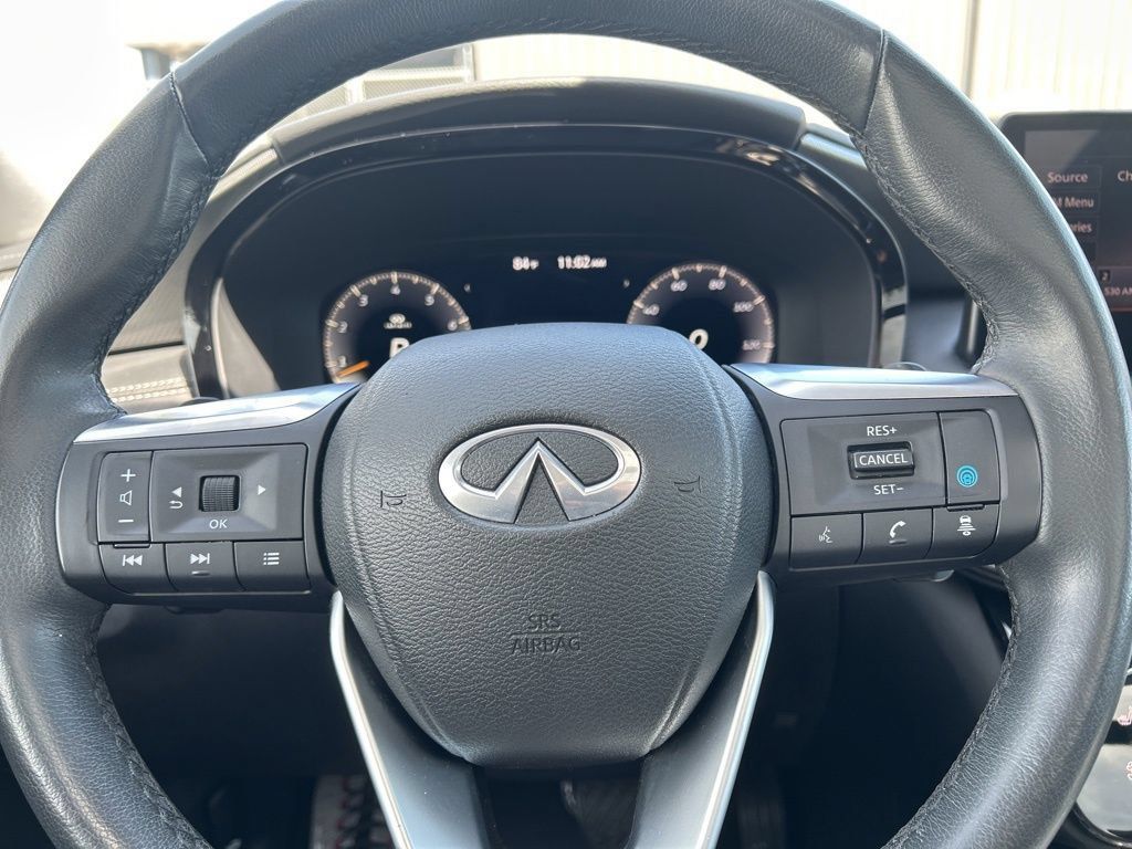 Used 2023 INFINITI QX60 Luxe w/ Cargo Package AWD/4WD image 17