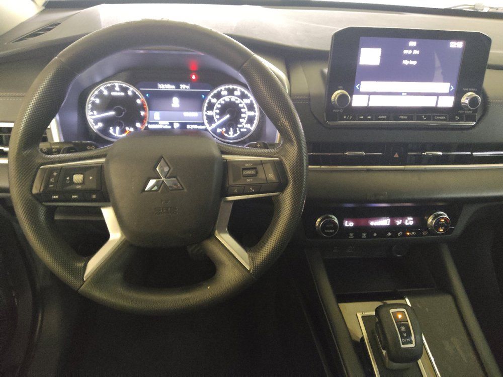 Used 2022 Mitsubishi Outlander ES AWD/4WD image 22