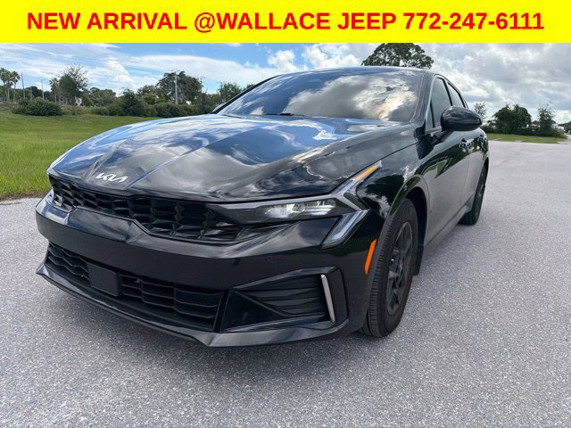 Used 2025 Kia K5 LXS FWD image 3