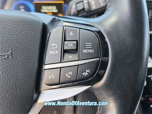 Used 2022 Ford Explorer Platinum w/ Technology Package image 25