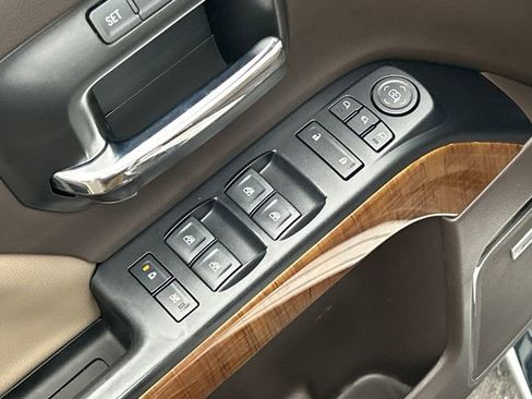 Used 2018 GMC Sierra 1500 SLT image 12