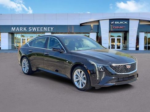 Used 2025 Cadillac CT5 Premium Luxury RWD image 3
