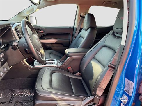 Used 2022 Chevrolet Colorado ZR2 w/ ZR2 Dusk Special Edition image 20