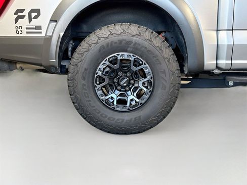 Used 2023 Ford F150 Raptor AWD/4WD image 17