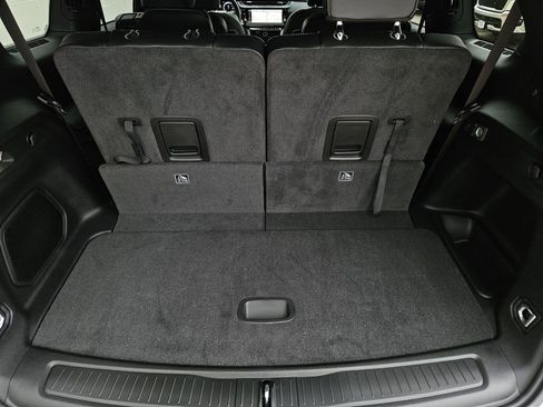 New 2026 Jeep Grand Cherokee L Limited AWD/4WD image 9