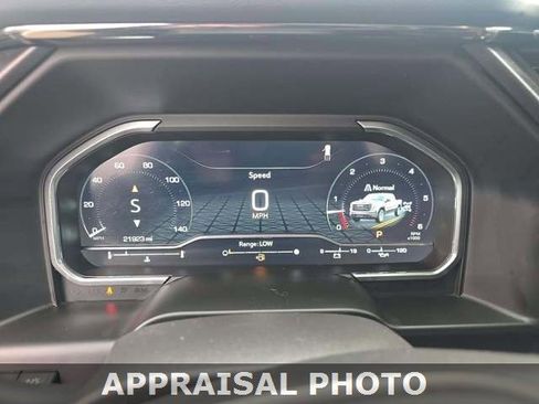 Used 2023 GMC Sierra 1500 AT4 image 10