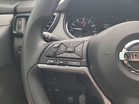 Used 2020 Nissan Rogue Sport S FWD image 13