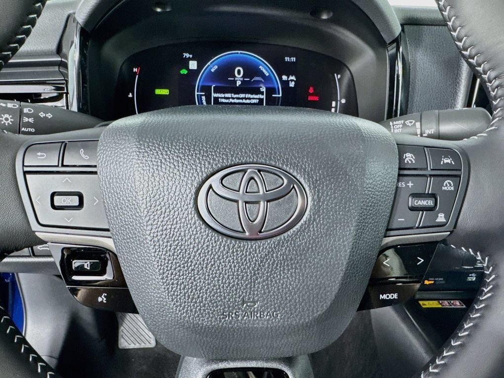 Used 2026 Toyota Camry SE FWD image 16