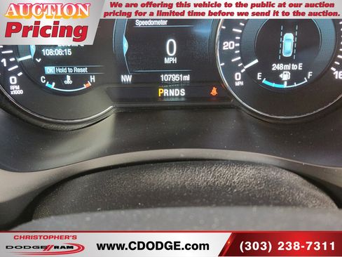 Used 2017 Lincoln MKZ Select w/ Technology Package AWD/4WD image 8