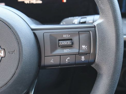 Used 2025 Nissan Kicks S AWD/4WD image 12