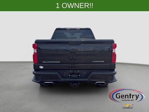 Used 2020 Chevrolet Silverado 1500 Custom w/ Custom Value Package RWD image 5
