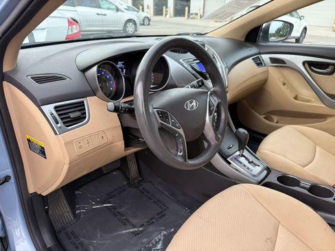 Used 2013 Hyundai Elantra GLS w/ Preferred Pkg FWD image 17