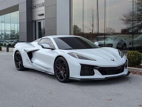 Used 2023 Chevrolet Corvette Z06 w/ Stealth Interior Trim Package image 11