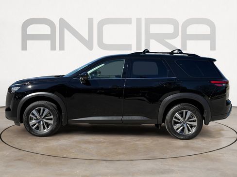 New 2026 Nissan Pathfinder SL w/ Cargo Package FWD image 7