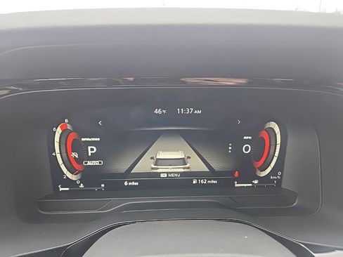 New 2026 Nissan Pathfinder Platinum AWD/4WD image 14