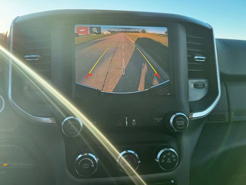 Used 2024 RAM 2500 Big Horn image 27