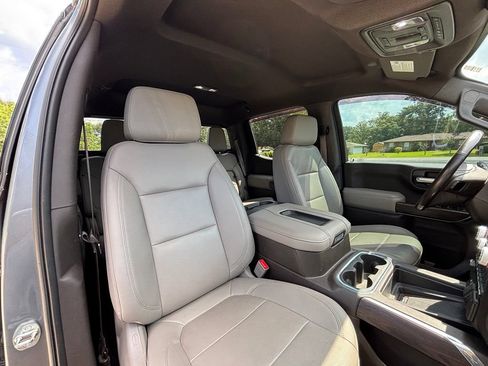 Used 2021 GMC Sierra 1500 SLT w/ SLT Premium Plus Package AWD/4WD image 22
