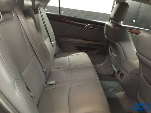 Used 2009 Toyota Avalon Limited image 31