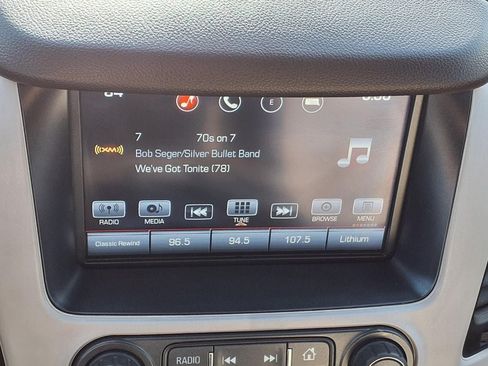 Used 2016 GMC Yukon XL SLE w/ Convenience Package RWD image 28