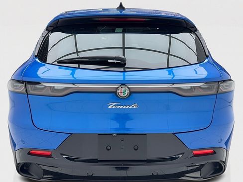 New 2025 Alfa Romeo Tonale w/ Premium Package image 10