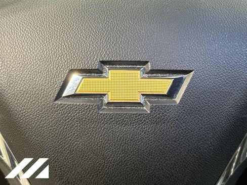 Used 2020 Chevrolet Equinox Premier AWD/4WD image 36