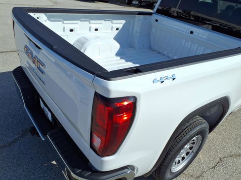 New 2026 GMC Sierra 1500 Pro w/ Pro Value Package image 17